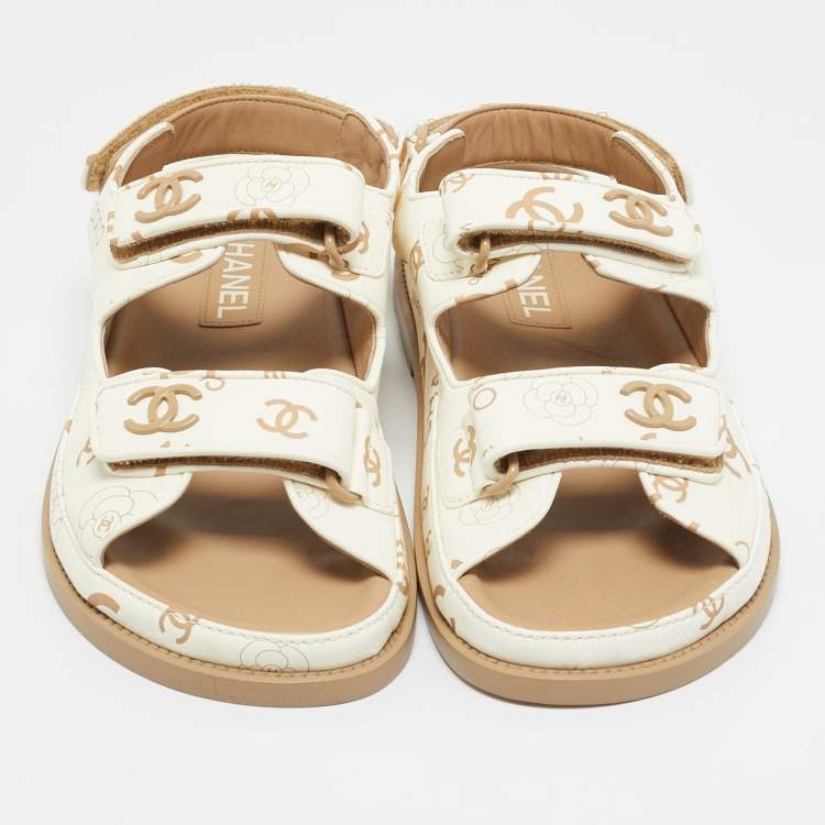 Pre Owned Chanel White Leather Dad Flat Sandals Size 38.5