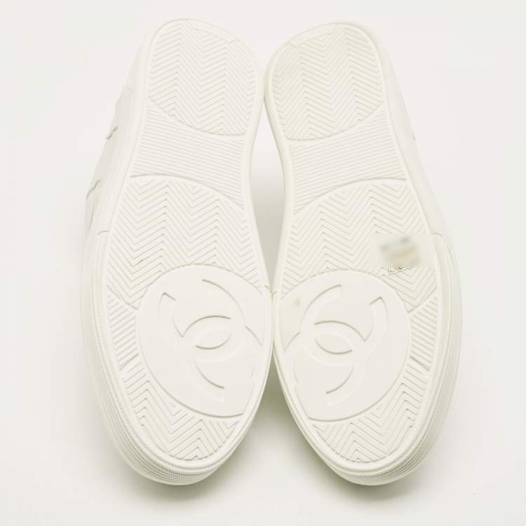 Pre Owned Chanel Size 46 White Perforated Leather Lace Up Sneakers