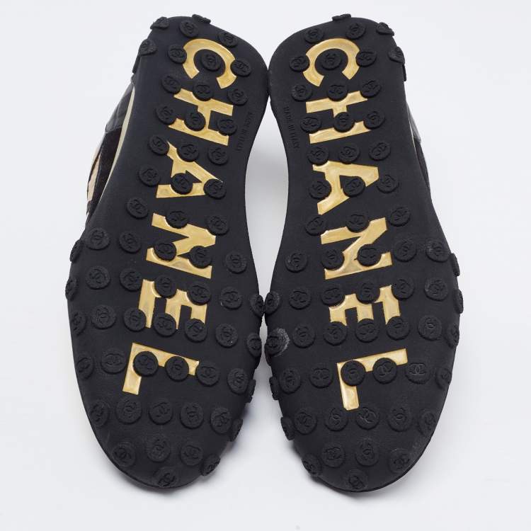 Pre Owned Chanel Black/Gold Leather and Suede CC Low-Top Sneakers Size 41.5