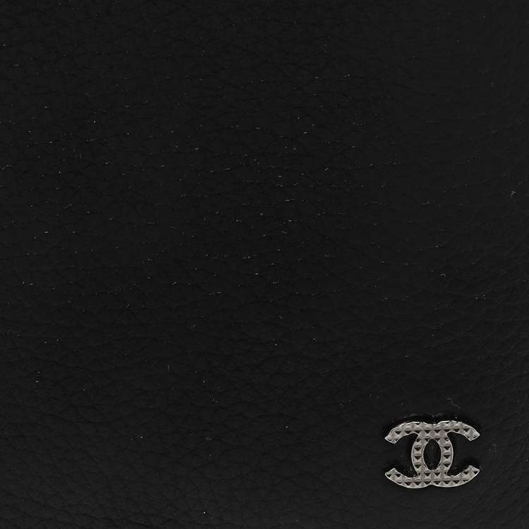 Pre Owned Chanel Black Caviar Leather Bifold Wallet