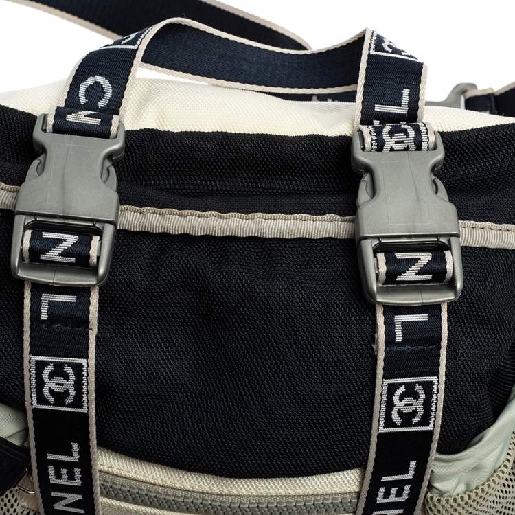 Pre Owned Chanel Navy Blue/White Nylon and Mesh Vintage CC Belt Bag