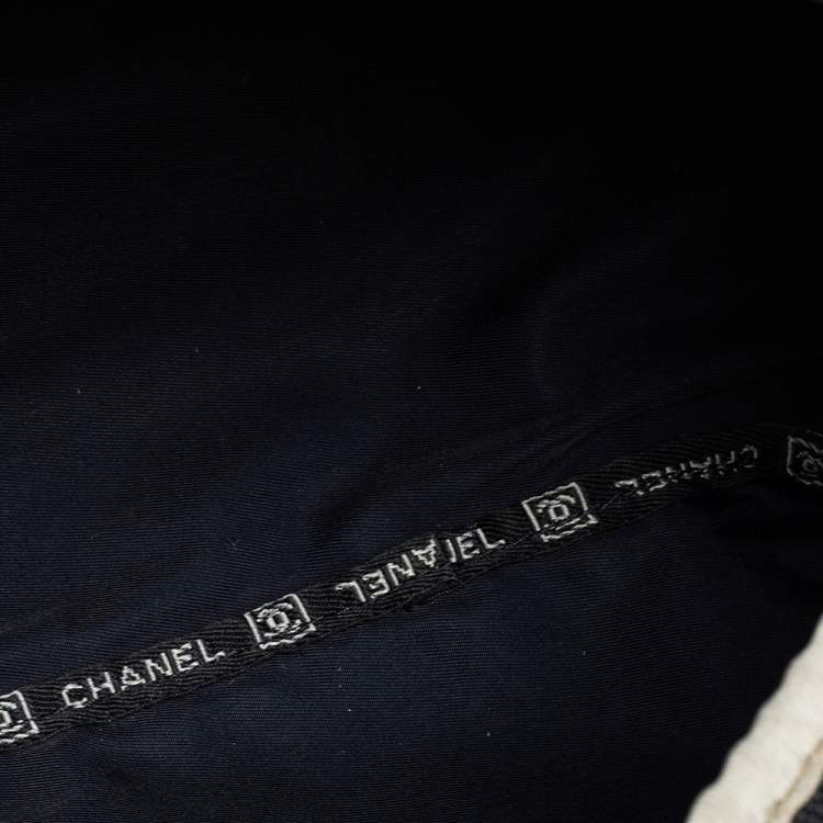 Pre Owned Chanel Navy Blue/White Nylon and Mesh Vintage CC Belt Bag