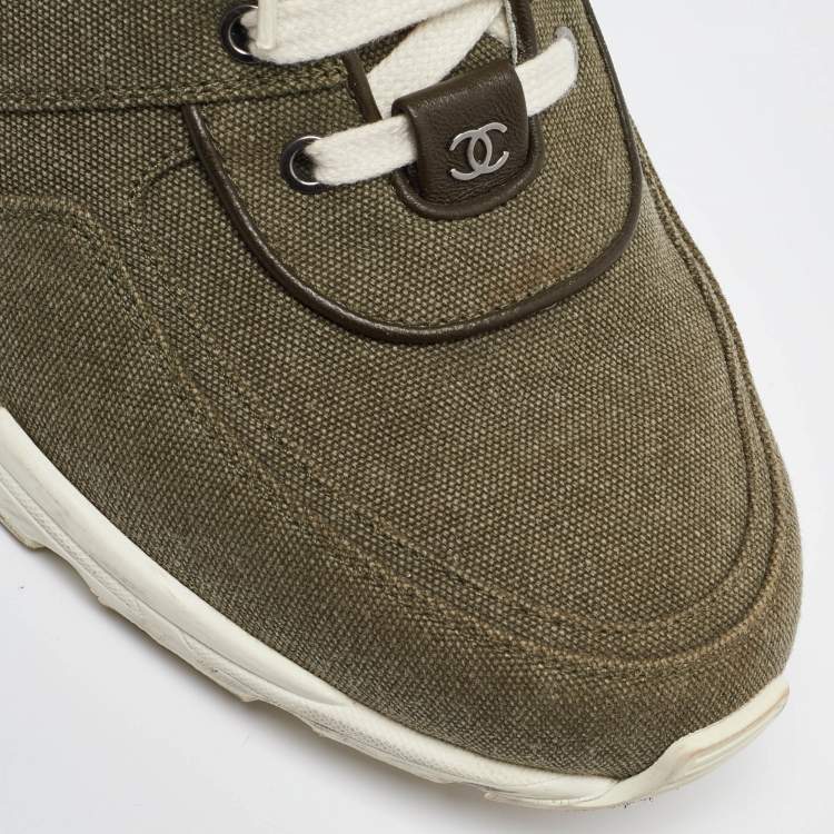 Pre Owned Chanel Army Green/White Canvas and Leather CC Low Top Sneakers Size 45
