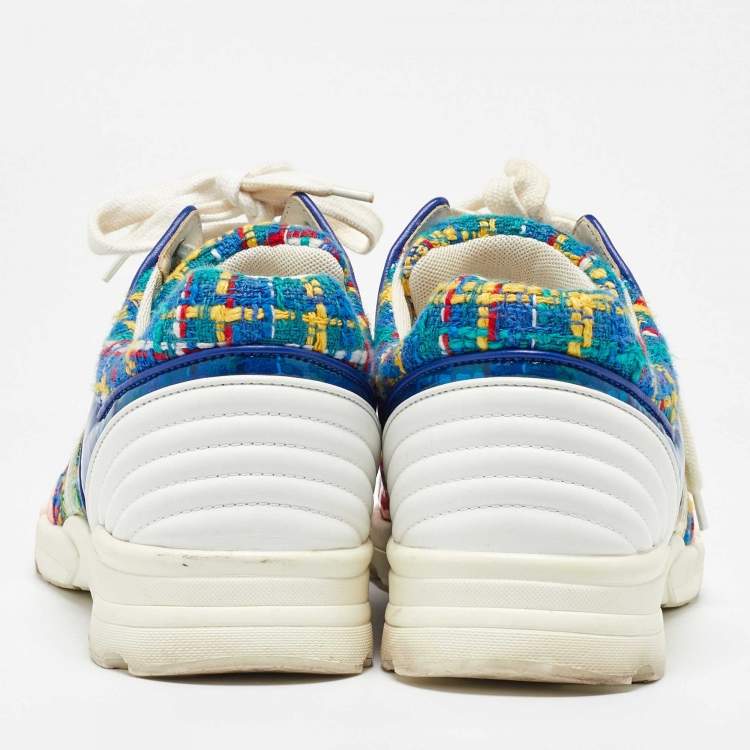 Pre Owned Chanel Multicolor Tweed and Leather CC Low Top Sneakers Size 43