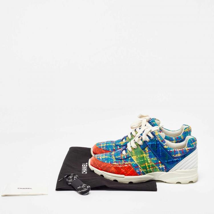 Pre Owned Chanel Multicolor Tweed and Leather CC Low Top Sneakers Size 43