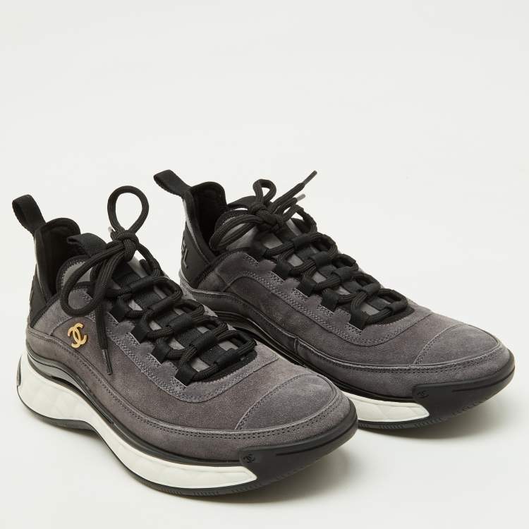 Pre Owned Chanel Grey/Black Suede Interlocking CC Low Top Sneakers Size 40.5