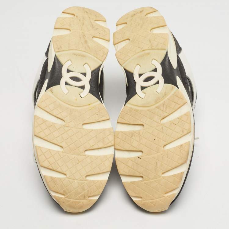 Pre Owned Chanel CC Size 41 Multicolor Leather and Suede Lace Up Sneakers