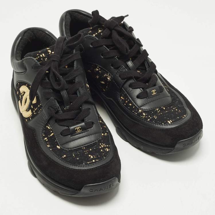 Pre Owned Chanel CC Size 42 Black Suede and Tweed Lace Up Sneakers