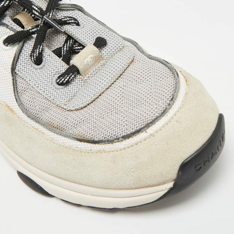 Pre Owned Chanel CC Size 44 Tricolor Canvas and Suede Lace Up Sneakers