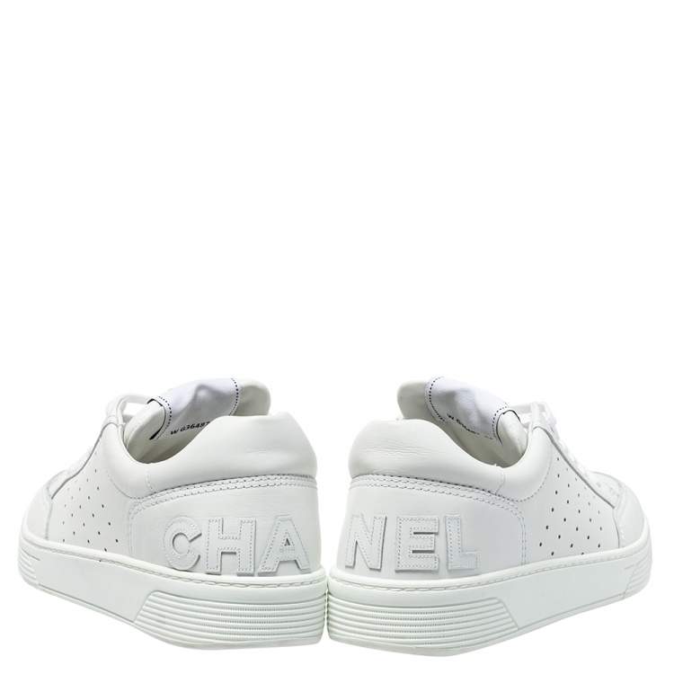 Pre Owned Chanel White Leather Lace Up Sneakers Size 42