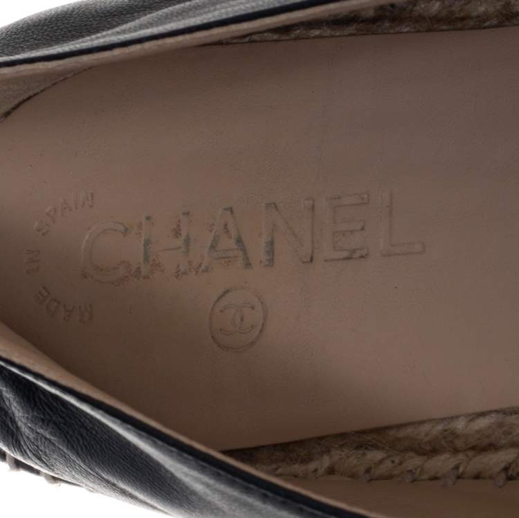 Pre Owned Chanel Black Leather CC Slip On Espadrilles Size 45