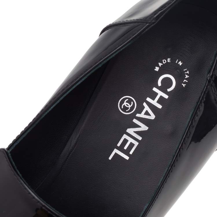 Pre Owned Chanel Black Patent Leather CC Smoking Slippers Size 42