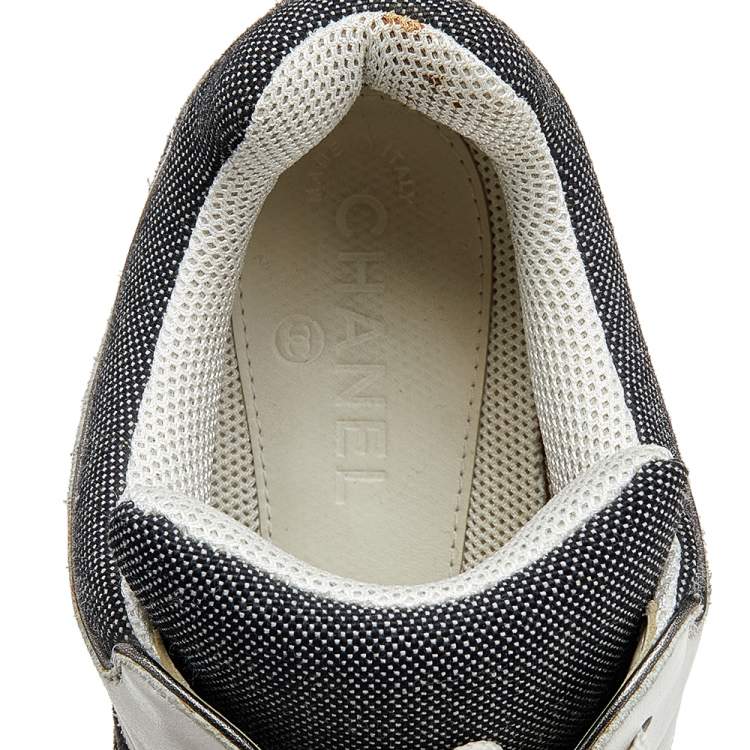Pre Owned Chanel Grey-White Canvas, Suede And Leather CC Low Top Sneakers Size 41