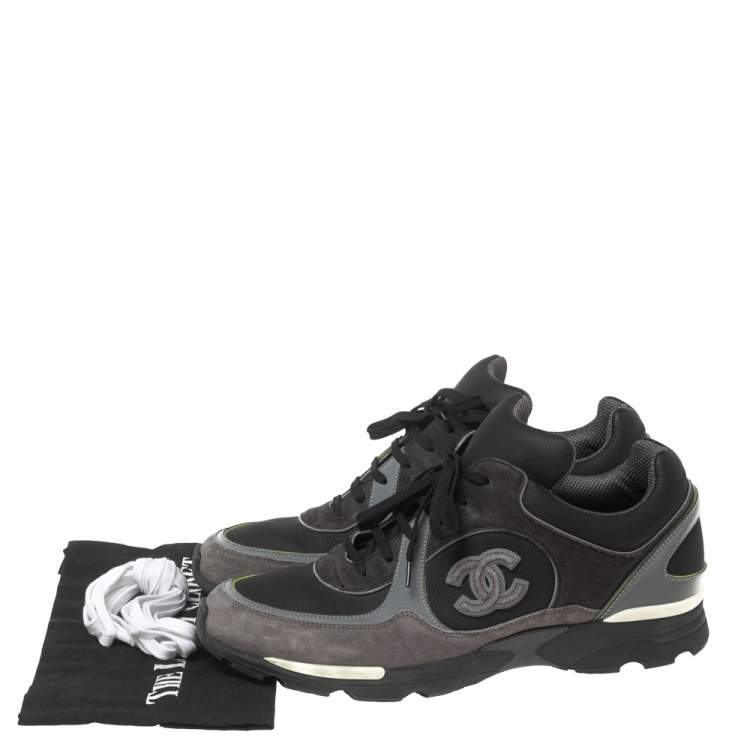 Pre Owned Chanel Grey/Black Suede and Leather CC Low-Top Sneakers Size 45
