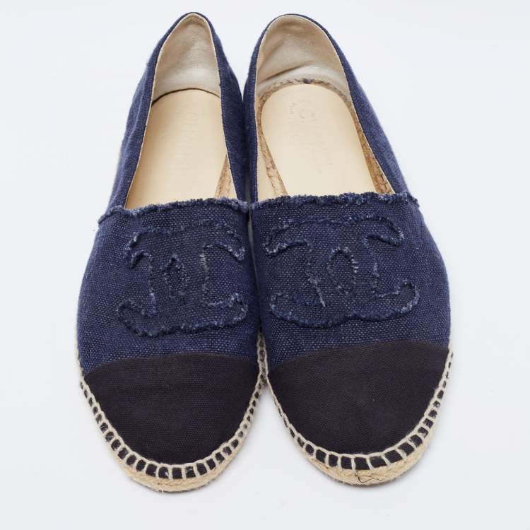 Pre Owned Chanel Blue Denim CC Espadrille Flats Size 43