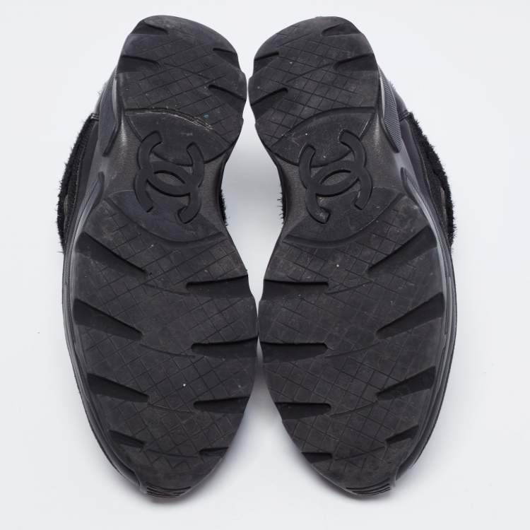 Pre Owned Chanel Black Lurex And Fabric CC Low Top Sneakers Size 41
