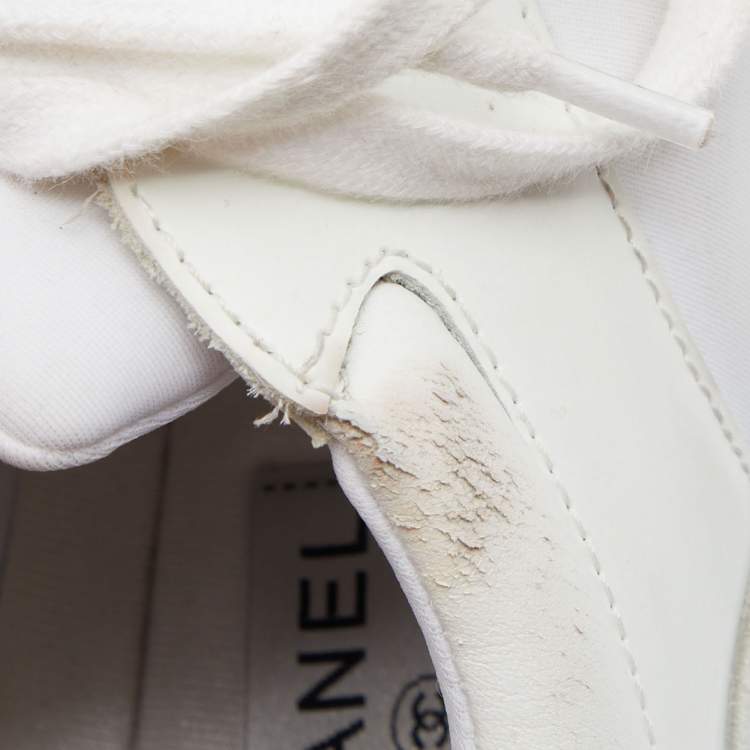 Pre Owned Chanel White Nylon, Suede and Leather CC Low Top Sneakers Size 39.5