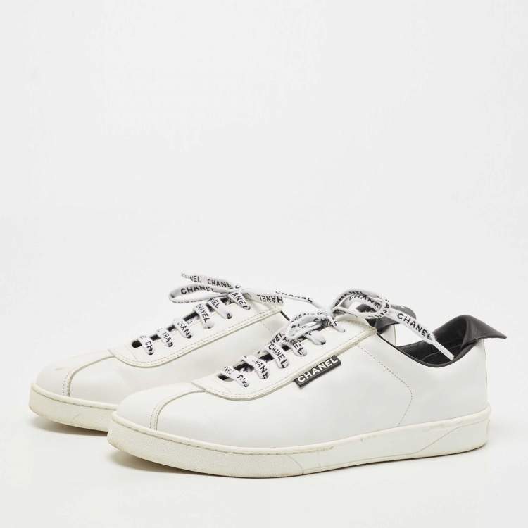 Chanel White Leather Logo Lace Up CC Low Top Sneakers Size 42