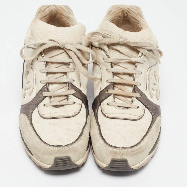 Pre Owned Chanel White/Grey Canvas and Gold CC Low  Top Sneakers Size 41