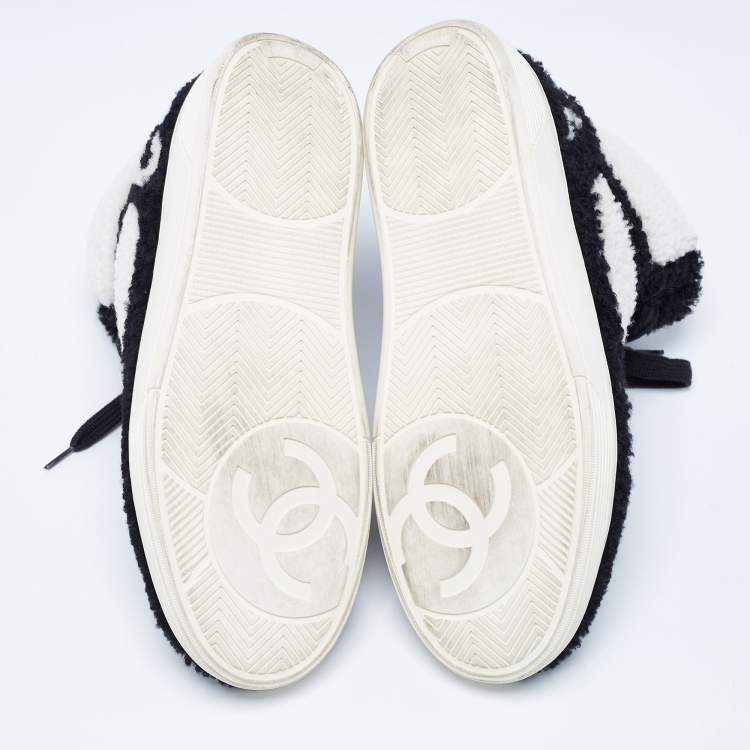 Pre Owned Chanel Black/White Shearling High Top Sneakers Size 42
