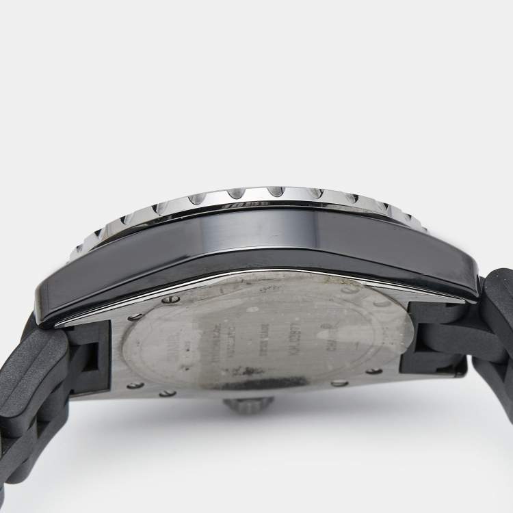 Pre Owned Chanel Black Ceramic Stainless Steel Rubber J12 H0684 Men's Wristwatch 39 mm