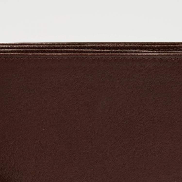مملوكة مسبقًا محفظة شوپارد بطيّتين جلد بني مع طقم قلم حبر جاف