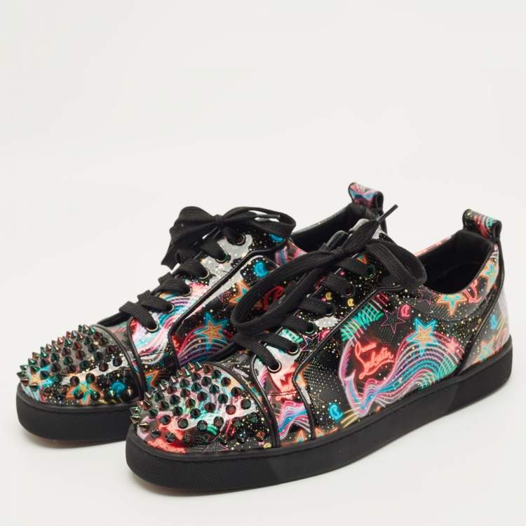مملوكة مسبقًا Christian Louboutin Multicolor Patent Leather Louis Junior Spikes Lace Up Sneakers Size 42