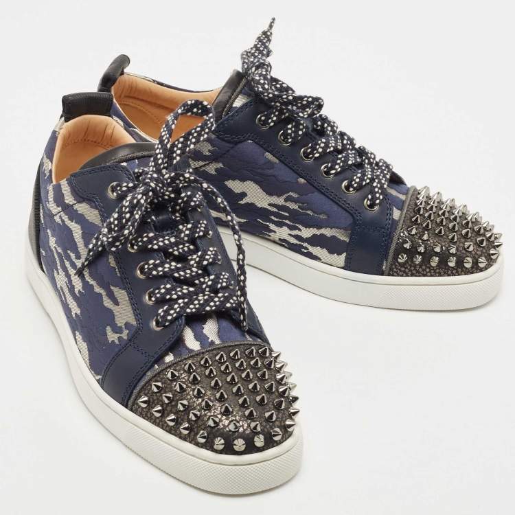 Pre Owned Christian Louboutin Black/Blue Leather and Lurex Fabric Louis Junior Spikes Low Top Sneakers Size 39.5