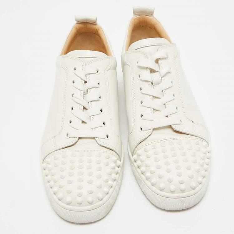 مملوكة مسبقًا Christian Louboutin White Leather Louis Junior Spikes Lace Up Sneakers Size 40.5
