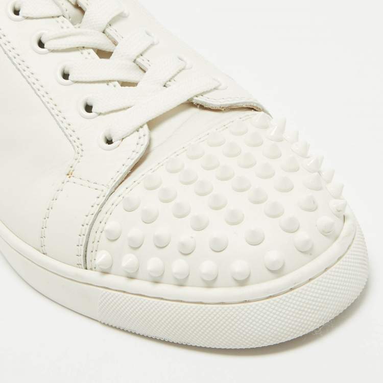 مملوكة مسبقًا Christian Louboutin White Leather Louis Junior Spikes Lace Up Sneakers Size 40.5