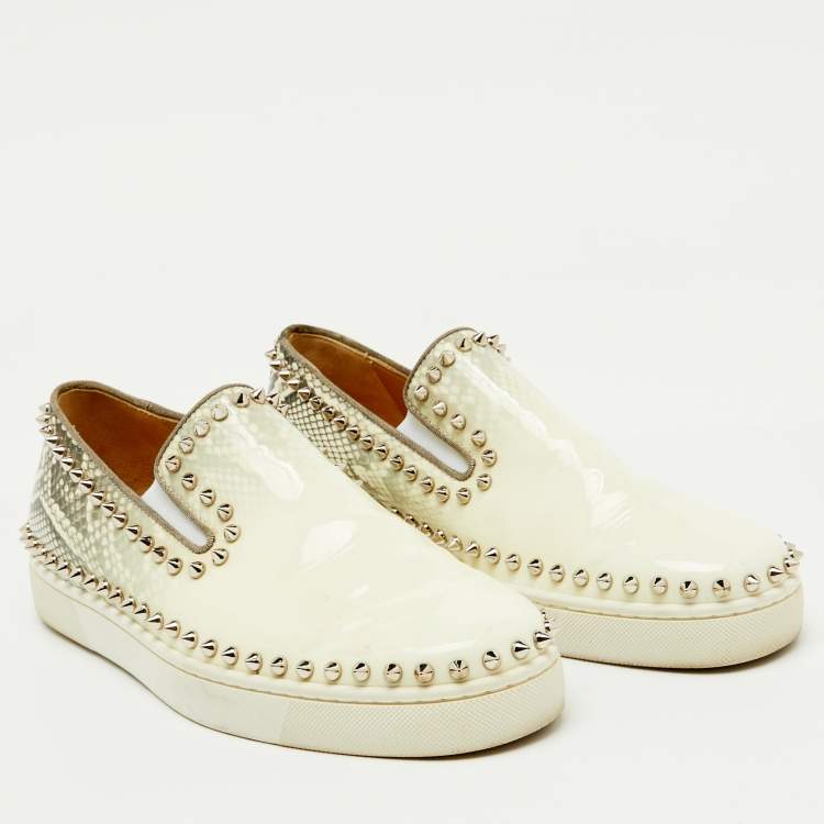 Pre Owned Christian Louboutin White/Grey Snakeskin Print Patent Leather Pik Boat Sneakers Size 40.5