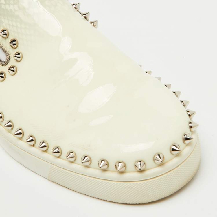 Pre Owned Christian Louboutin White/Grey Snakeskin Print Patent Leather Pik Boat Sneakers Size 40.5
