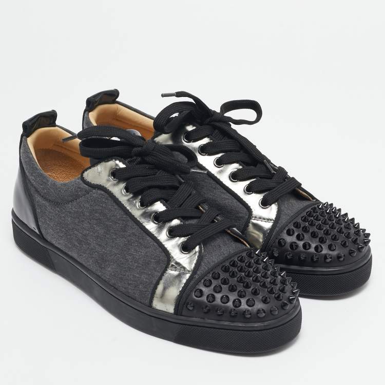 مملوكة مسبقًا Christian Louboutin Black/Grey Leather and Fabric Louis Junior Spikes Sneakers Size 41
