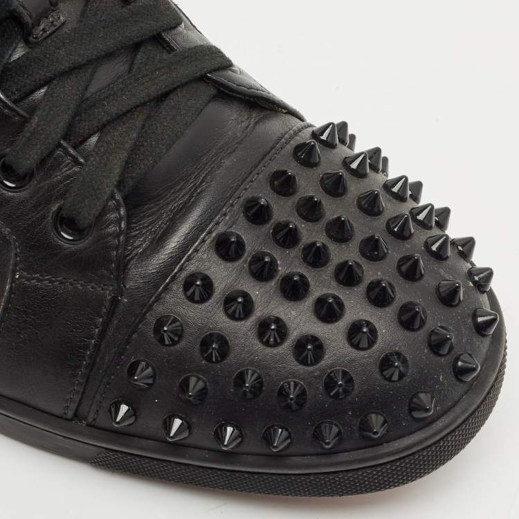 Pre Owned Christian Louboutin Black Leather Louis Junior Spikes Low Top Sneakers Size 40.5