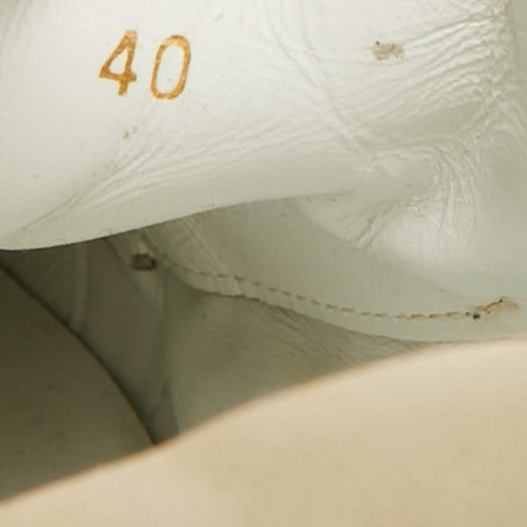 Pre Owned Christian Louboutin White/Cream Croc Embossed Leather Vieirissima Sneakers Size 40