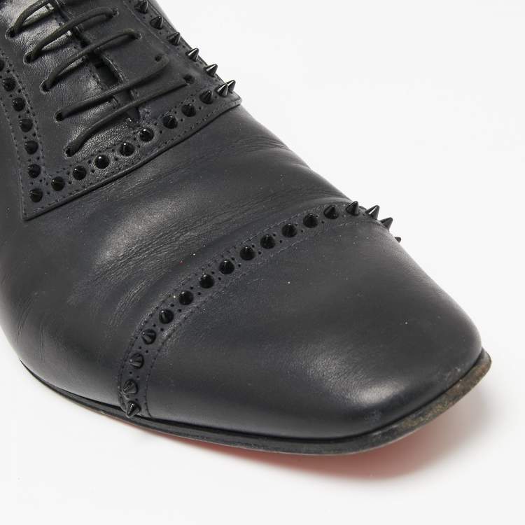 Pre Owned Christian Louboutin Black Leather Spike Lace-Up Oxfords Size 42.5