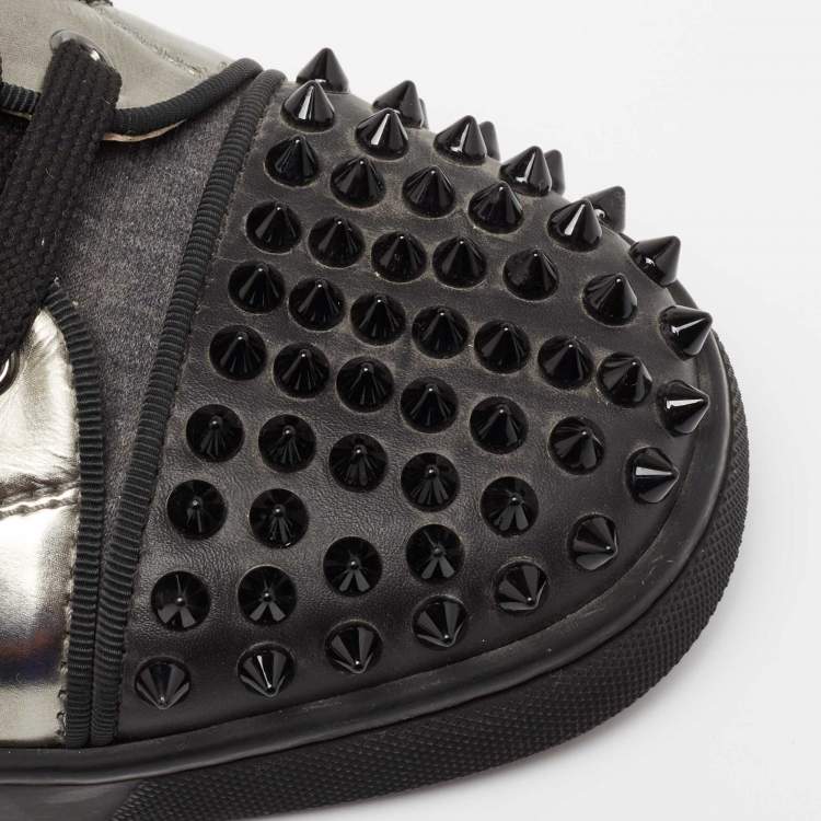 Pre Owned Christian Louboutin Grey/Black Fabric, Patent and Leather Junior Louis Spikes Low-Top Sneakers Size 40
