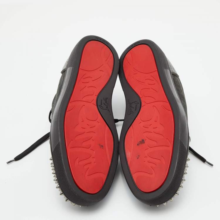 مملوكة مسبقًا Christian Louboutin Grey Leather and Suede Louis Junior Spike Low Top Sneakers Size 40