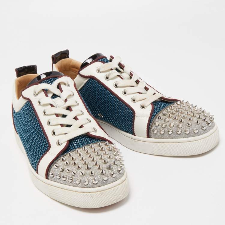 مملوكة مسبقًا Christian Louboutin Multicolor Glitter, Mesh and Patent Leather Louis Junior Spikes Low Top Sneakers Size 41.5
