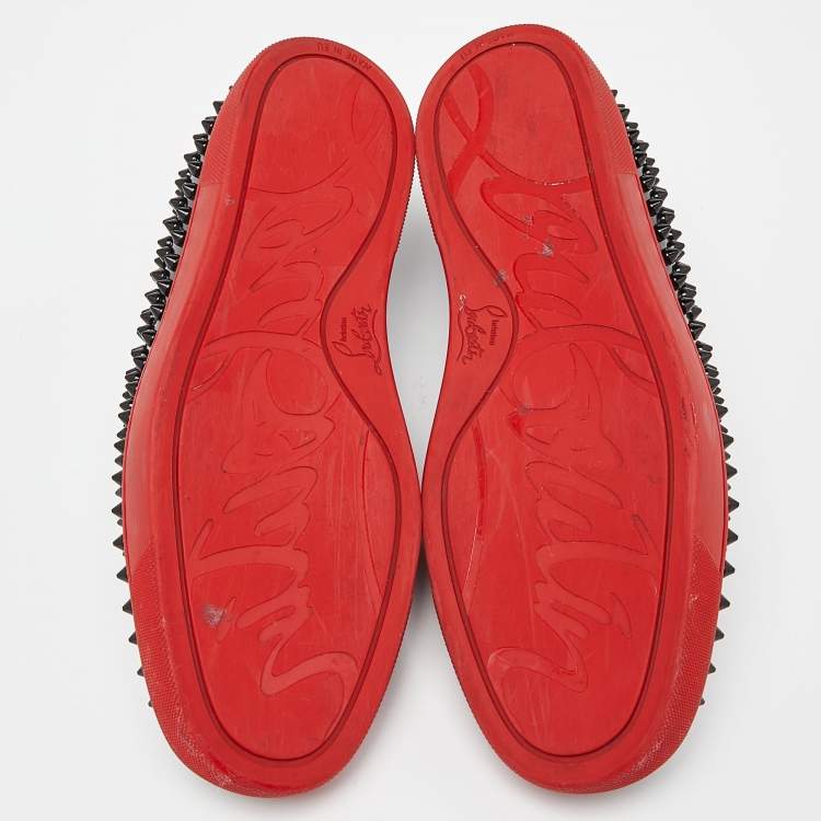 مملوكة مسبقًا Christian Louboutin Black Patent Denim Roller Boat Spike Sneakers Size 42.5