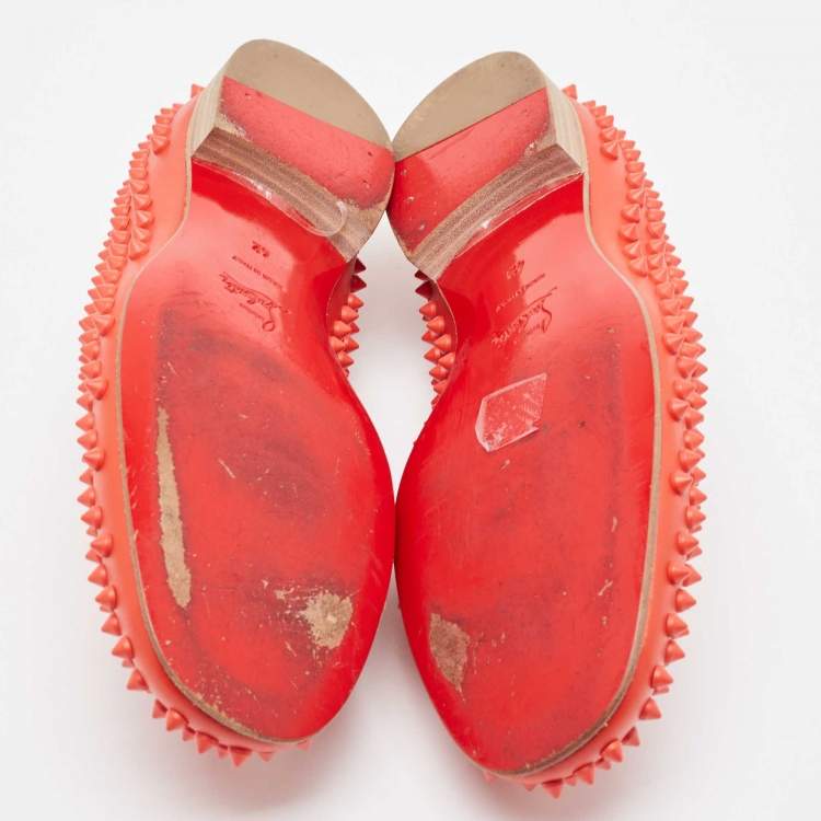 مملوكة مسبقًا Christian Louboutin Red Leather Rollerboy Spikes Slip On Smoking Slippers Size 42