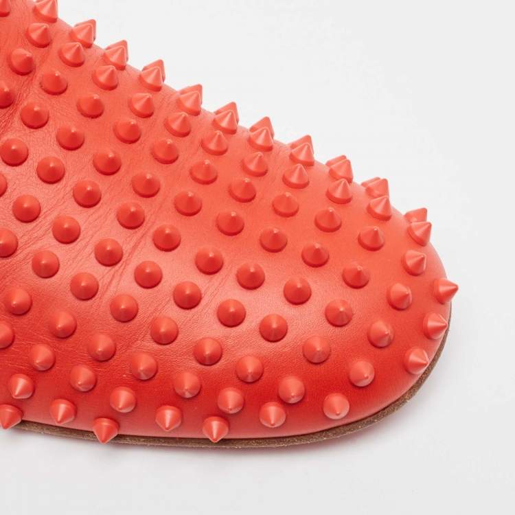 مملوكة مسبقًا Christian Louboutin Red Leather Rollerboy Spikes Slip On Smoking Slippers Size 42