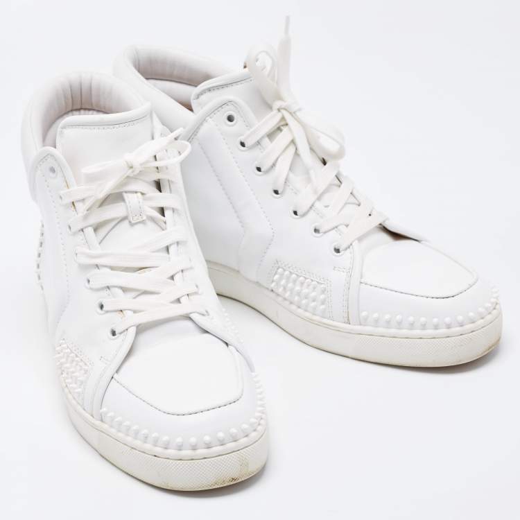 مملوكة مسبقًا Christian Louboutin White Leather High Top Sneakers Size 43