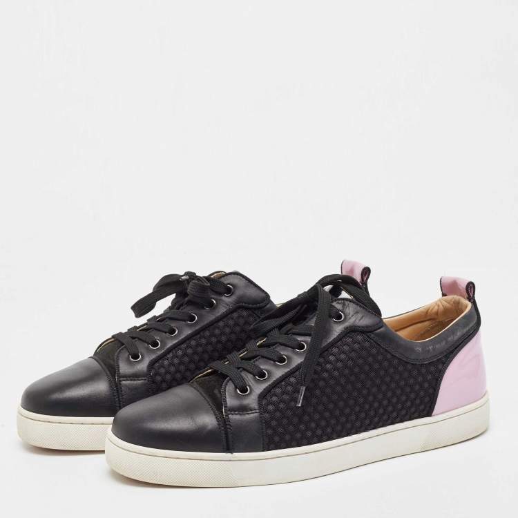 مملوكة مسبقًا Christian Louboutin Black/Pink Patent and Mesh Low Top Sneakers Size 44