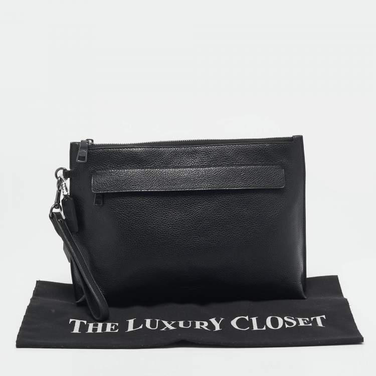Pre Owned Coach Black Leather Wristlet Zip Pouch