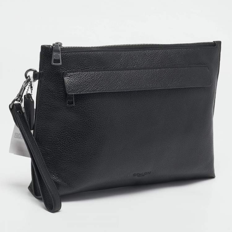 Pre Owned Coach Black Leather Wristlet Zip Pouch