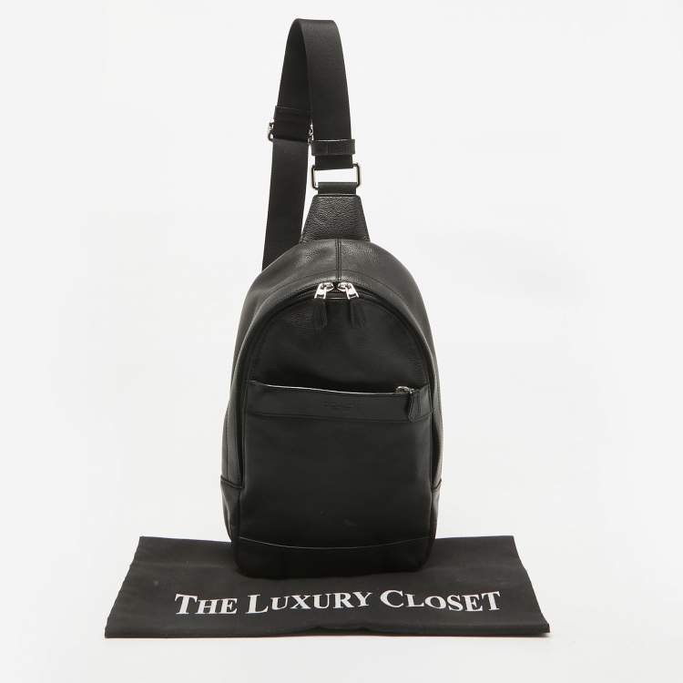 Pre Owned Coach Black Leather and Mesh Charles Sling Backpack