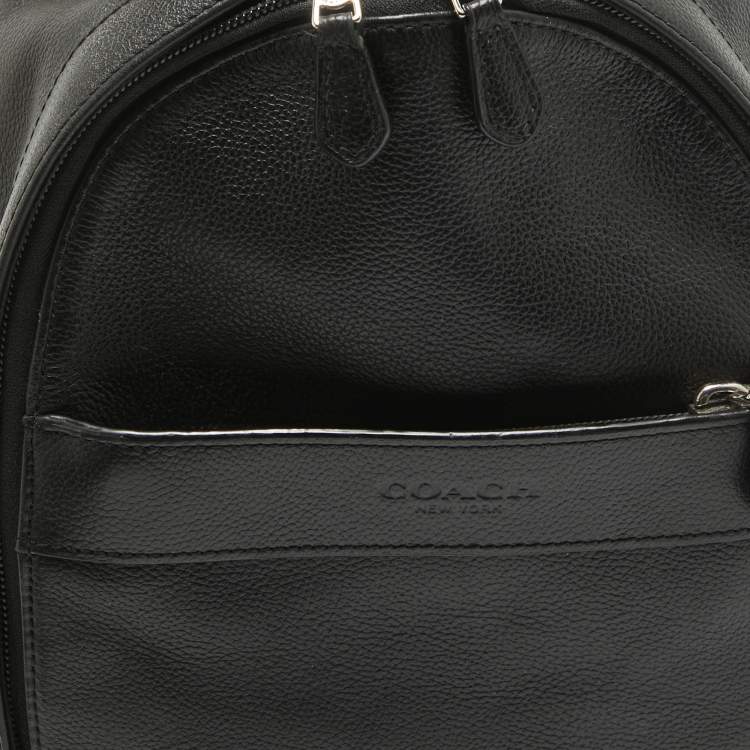 Pre Owned Coach Black Leather and Mesh Charles Sling Backpack