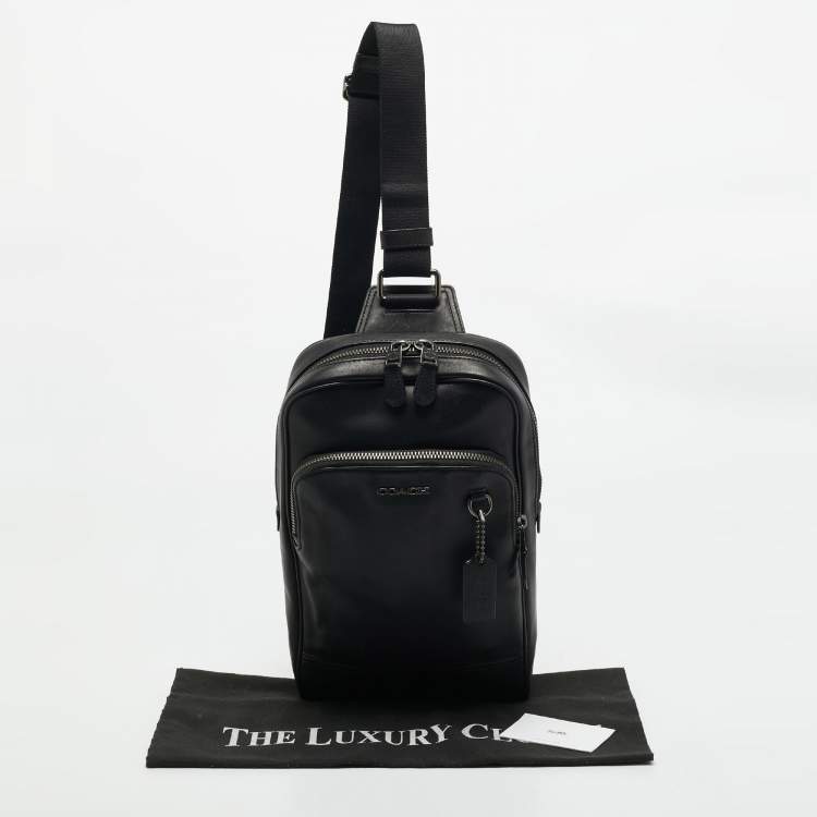 Pre Owned Coach Black Leather Graham Pack Bag