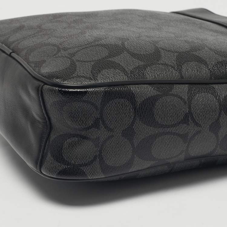 Pre Owned Coach Black Signature Coated Canvas and Leather Flight Messenger Bag